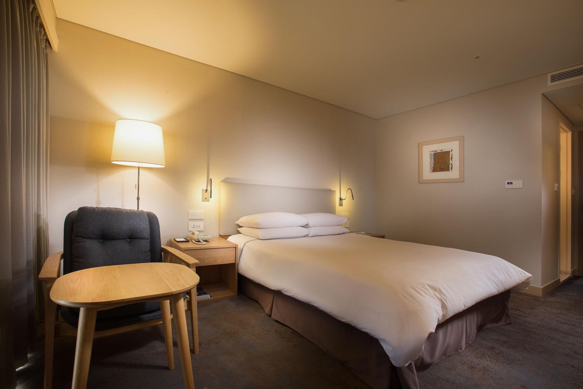Seogwipo Kal Hotel Exterior foto A room at the hotel